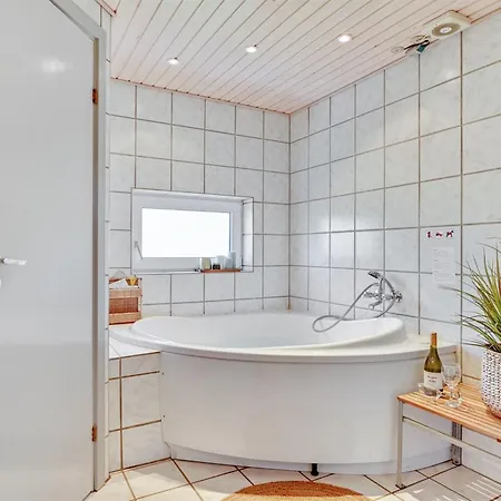 Faina - 100m From The Sea By Interhome Nordenbro Vesteregn